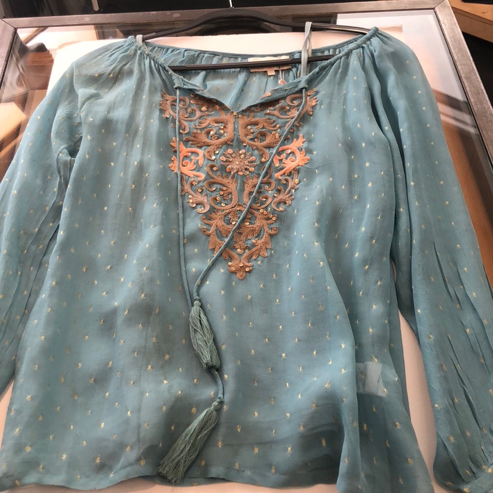 Chiffon embroidered top with matching camisole